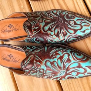 Patricia Nash mules